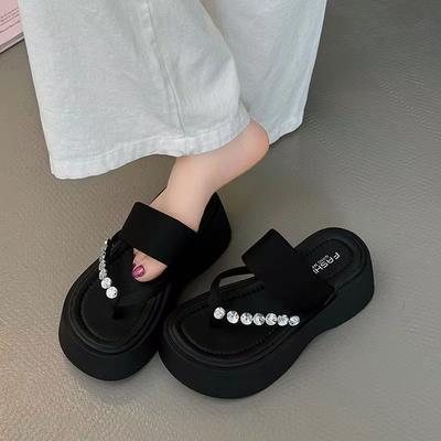 2024 New Summer Ins Sandals Small Muffin Popular Flip-flops Wear Korean Version of Premium Rhinestone Slippers