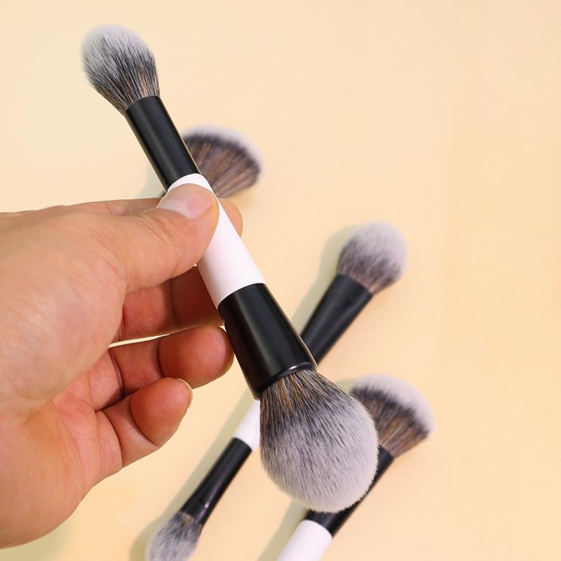 1/4Pcs Multi-Functional Foundation Makeup Brush Double-Ended Contour Brush For Beauty Blending Liquid Powder Concealer Cream
