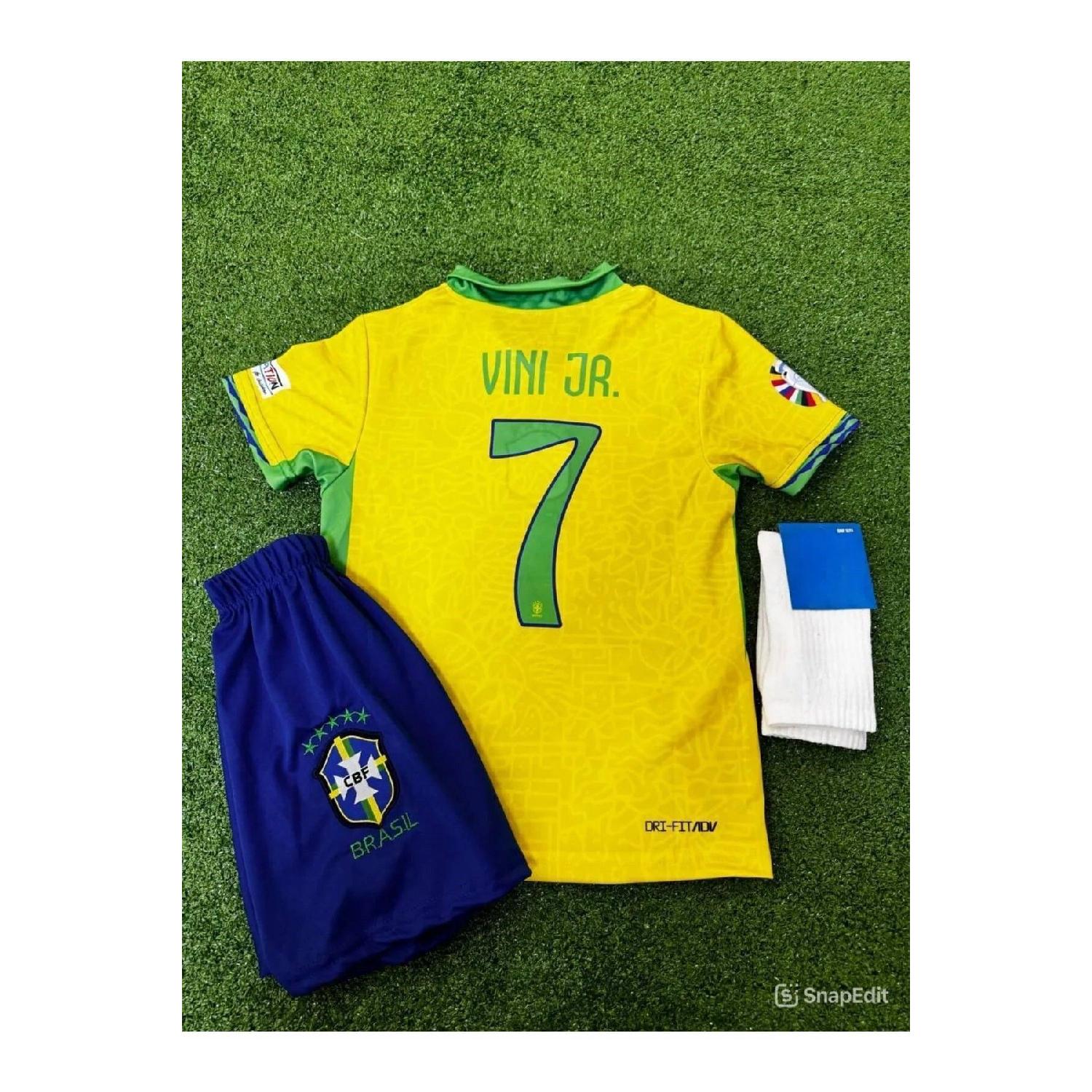 

Brazil Vini Jr New Season 2024/25 Special Kids Jersey Yellow (Jersey Shorts Socks) 3-4 Yaş чистый