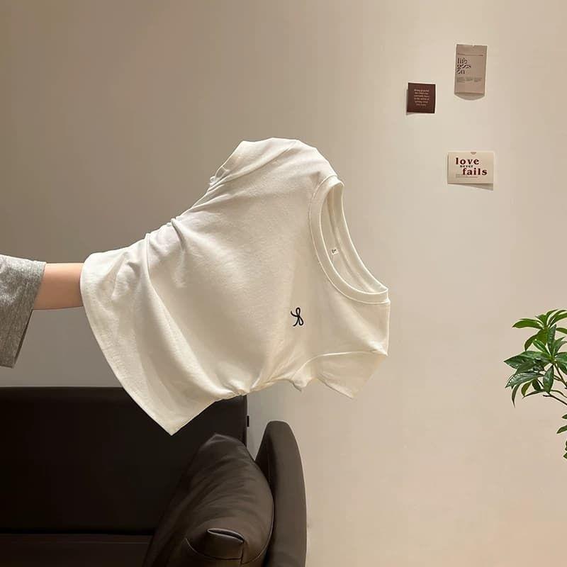 Design-sensory Bow Pleated Waist T-shirt for Women with Round Neck Straight Shoulder Short Sleeve Summer New Small Flying Sleeve Slim Body