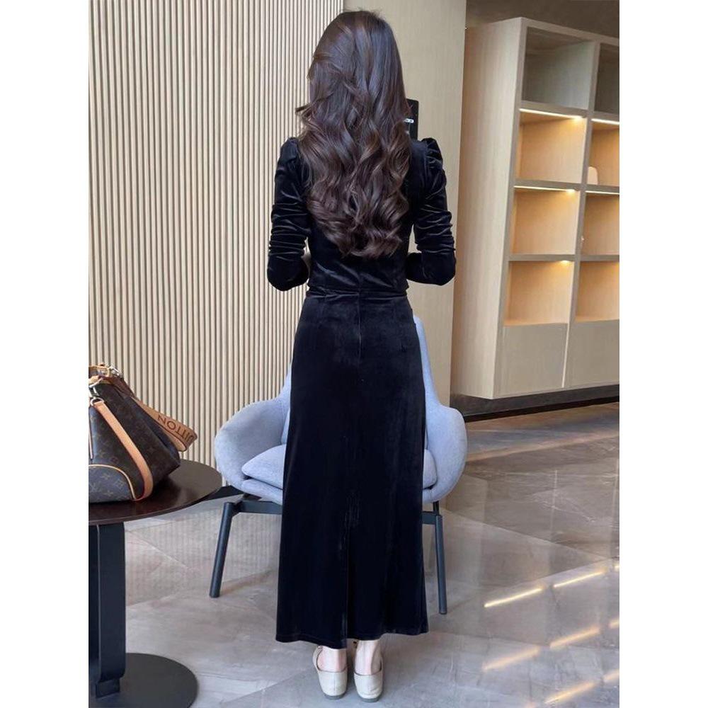 2025 Autumn Velvet Two-Piece Set: High-End Slimming High Waist Bodycon Skirt for Women