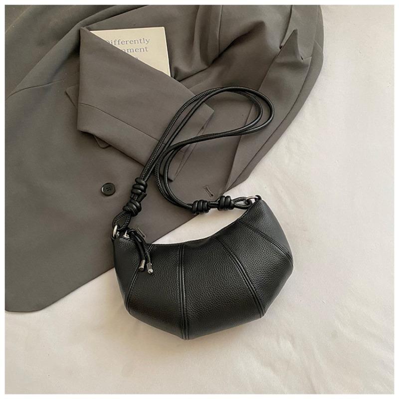 Niche Bag Women's New Summer Popular Versatile Messenger Bag Shoulder Armpit Bag Croissant Bag