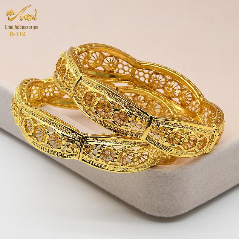 Alloy Spring Indian Gold-Plated Hollow Jewelry Set: Women's Bracelet Ring Bridal Accessories