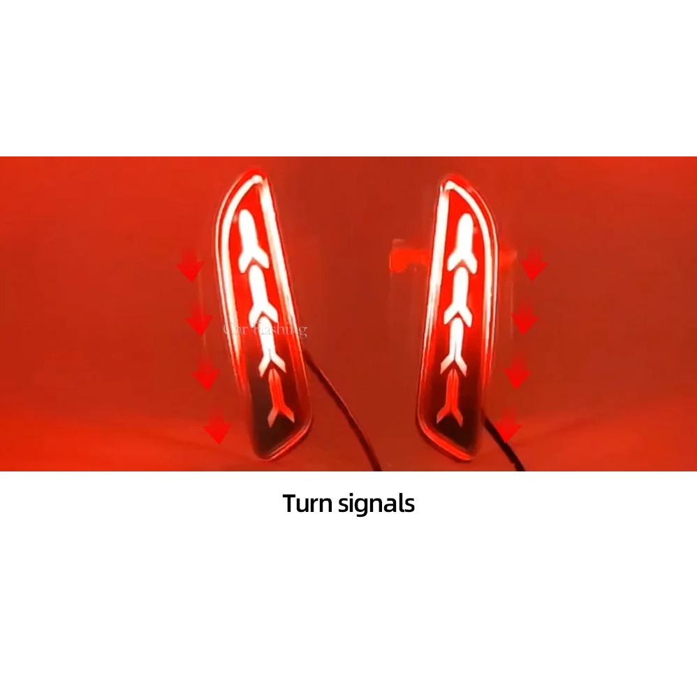 2PCS Car LED Reflector Light For Toyota Corolla Cross 2020 2021 2022 Rear Fog Lamp Bumper Brake Light Dynamic Turn Signal