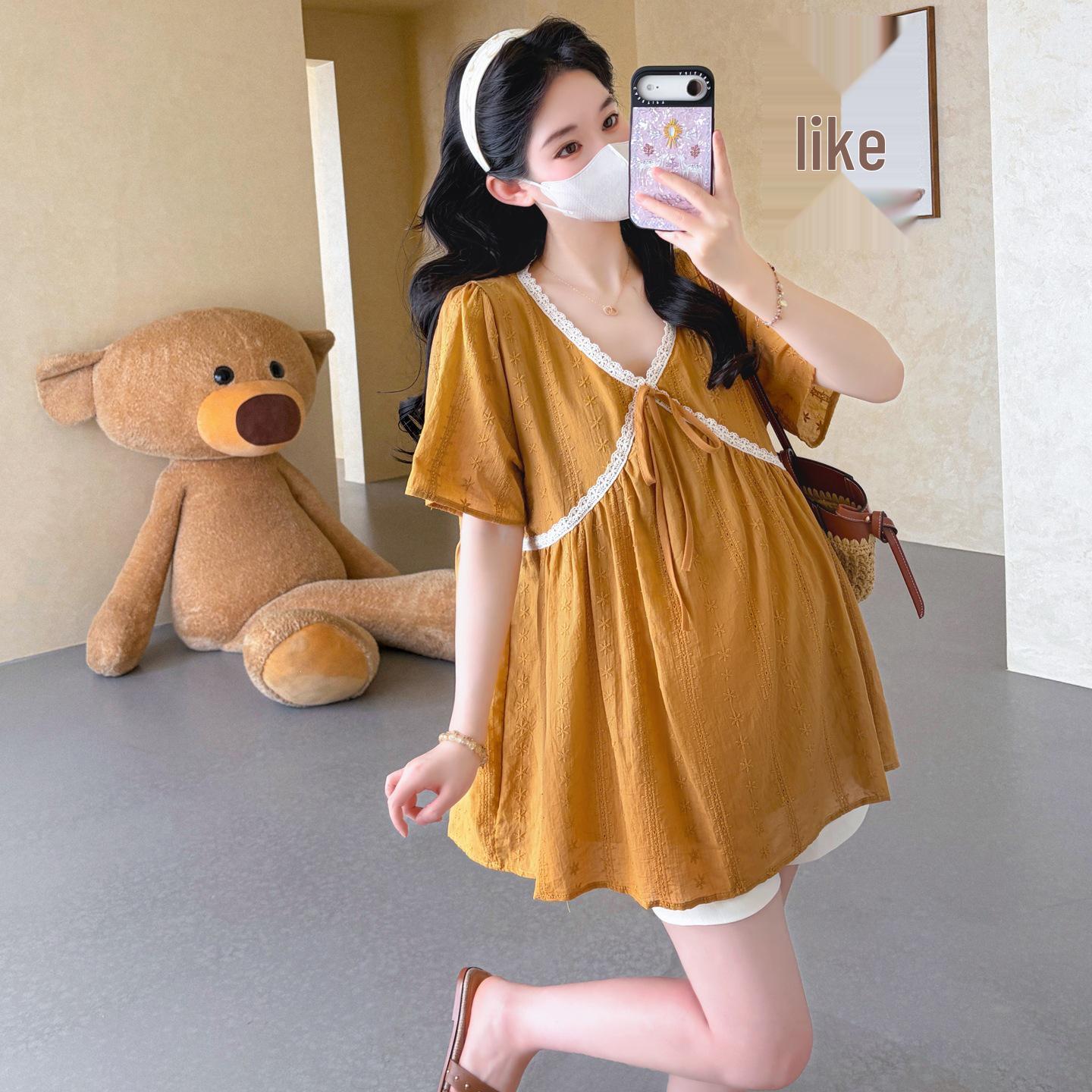 

Summer 2026 Korean Maternity V-Neck Lace Embroidery Doll Shirt & Belly Support Shorts Set 2XL