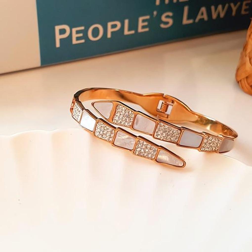 Women's Daily Snakesten Bangle Bracelet