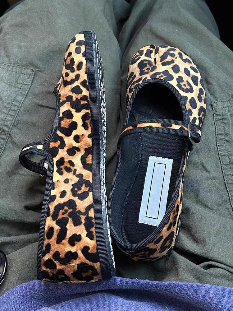 Fashion 2024 Spring New Square Head Shallow Mouth Single Shoes Low Heel Women's Shoes Leopard Print Animal Print Flat Ballet Shoes