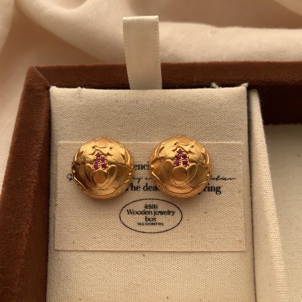 Exquisite niche metal brushed matte ball stud earrings for women's commuting senior temperament simple and versatile earrings