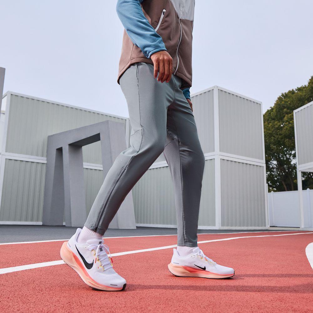 Nike Stride Men s Dri FIT Woven Running Pants S