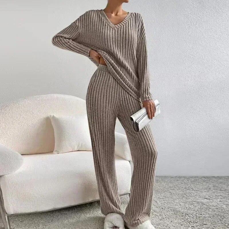 

Осенняя блузка с длинным рукавом и брюками с v-образным вырезом, женские винтажные прямые брюки, вязаный пуловер в полоску, комплекты из двух предметов, наряды 29772 XL темные хаки