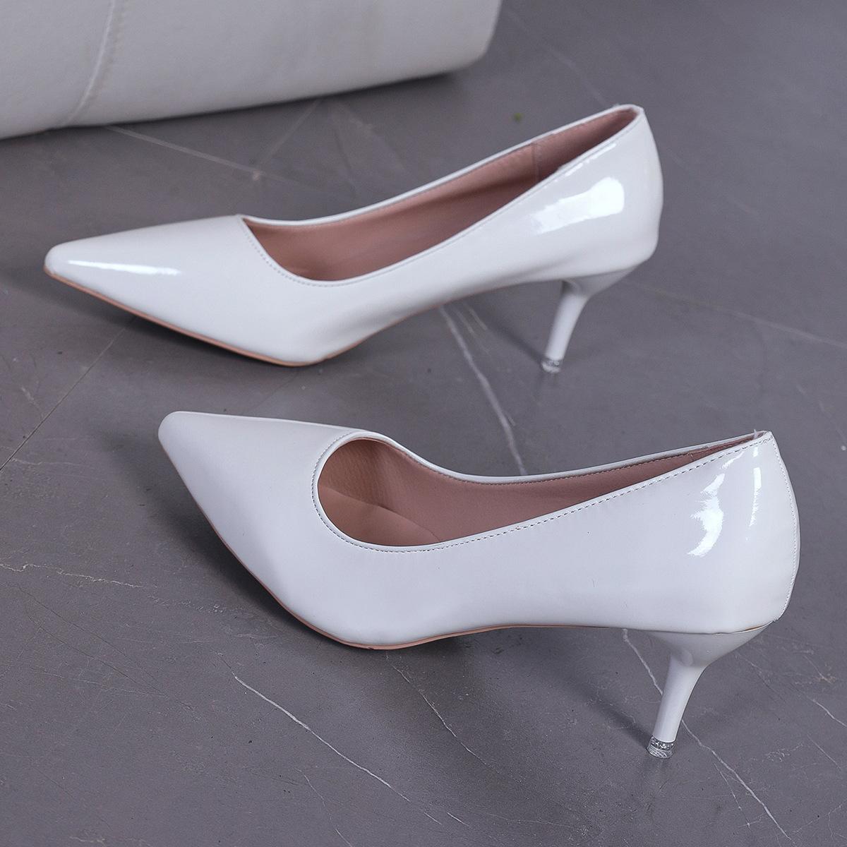 

2024 Модные простые туфли на тонком каблуке с высоким каблуком и глянцевым неглубоким носком, женские туфли с острым носком, туфли на высоком каблуке, одинарные туфли 43
