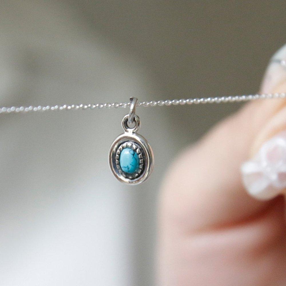 J.Lauren Round Turquoise Silver Gemstone Necklace N01159