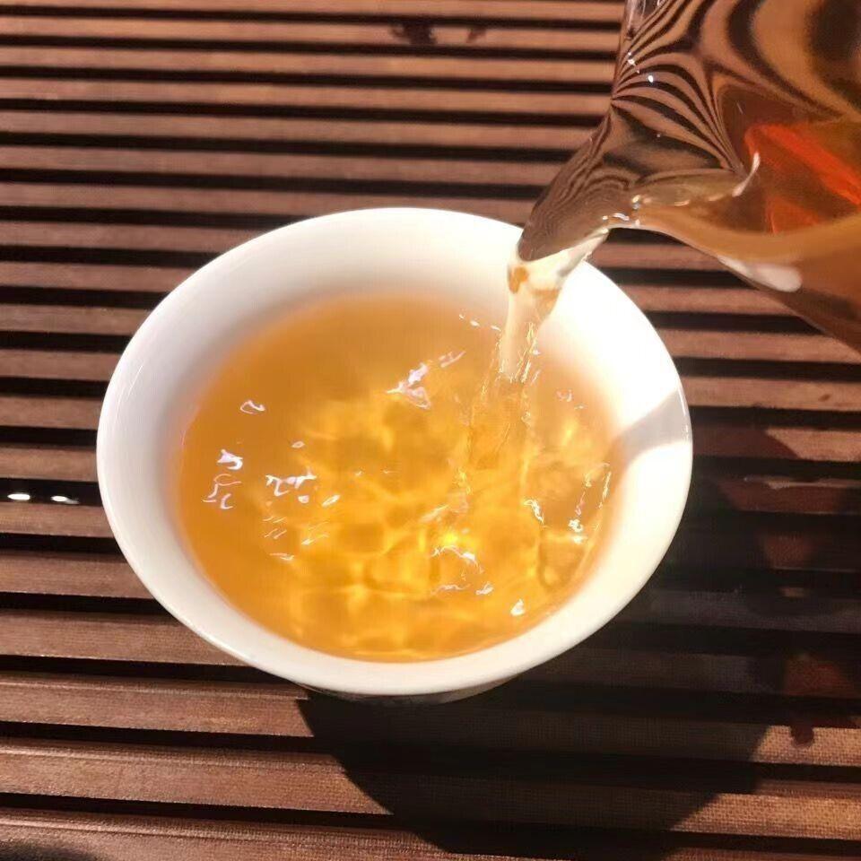 Yunnan Menghai Dayi 7542 Пуэр Сырой чайный пирог Пуэр 357г Сырой чай Пуэр Пуэр — фото 8