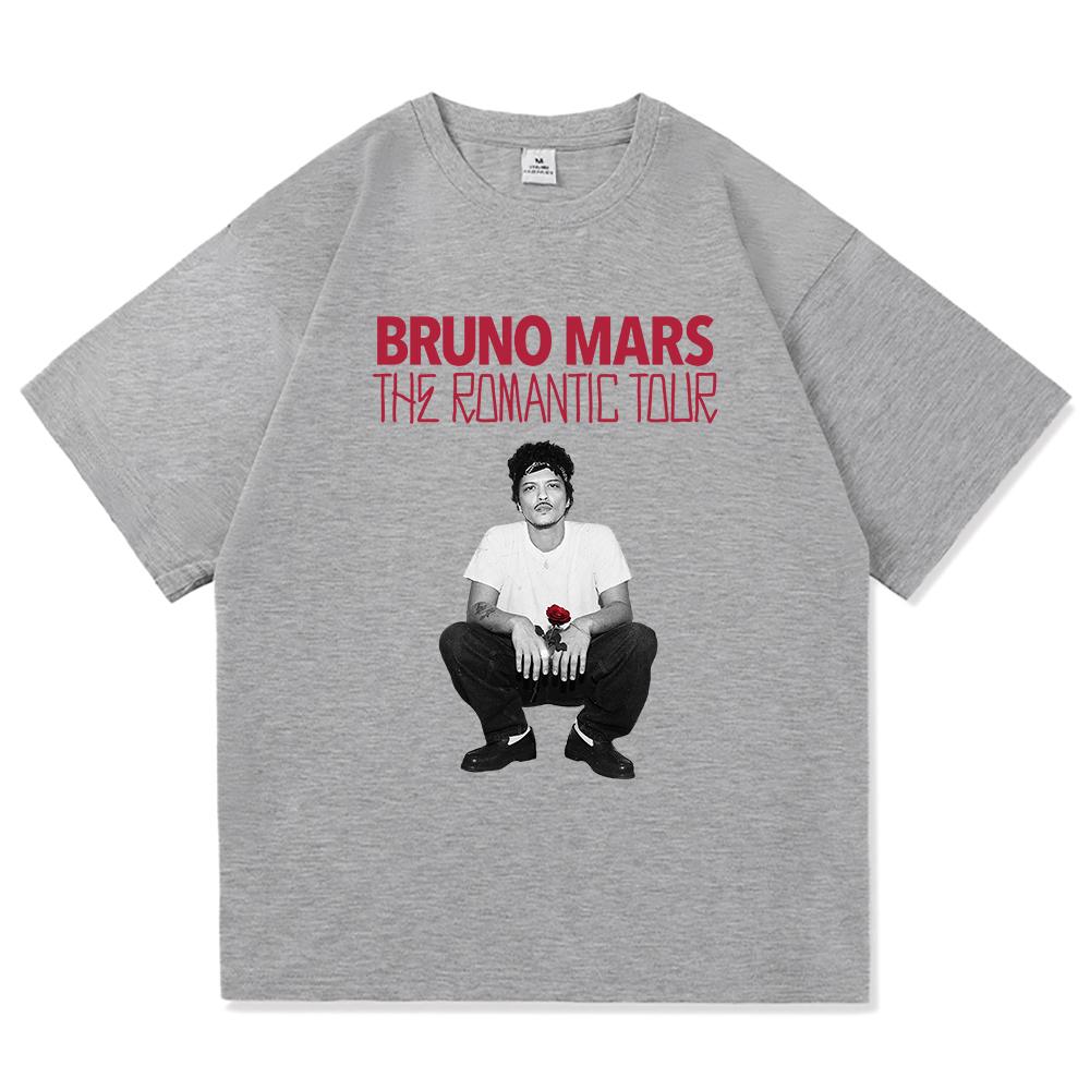 

2026 Summer Trend T-shirt Breathable Cotton Retro Music Style Portrait Rose Letter Graphic Print Unisex Casual Sweat Tops 4XL