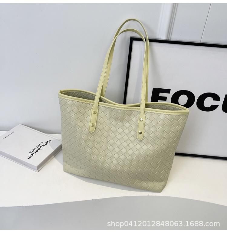 Niche design woven shoulder bag fashionable texture tote bag women's 2025 new large-capacity work commuter bag