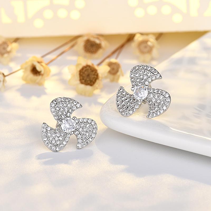 925 Sterling Silver Cross Stud Earrings For Women High Quality Exquisite Student Girlfriend Jewelry Accessories Heart GiftGood product