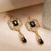 2025 Retro European Court Style Beaded Crystal Water Drop Pendant Necklace & Luxury Earrings Set