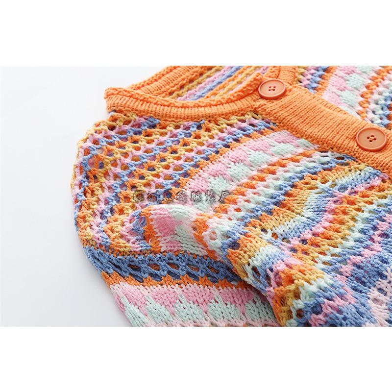 Damrandig tröja lös regnbågsstickad kofta