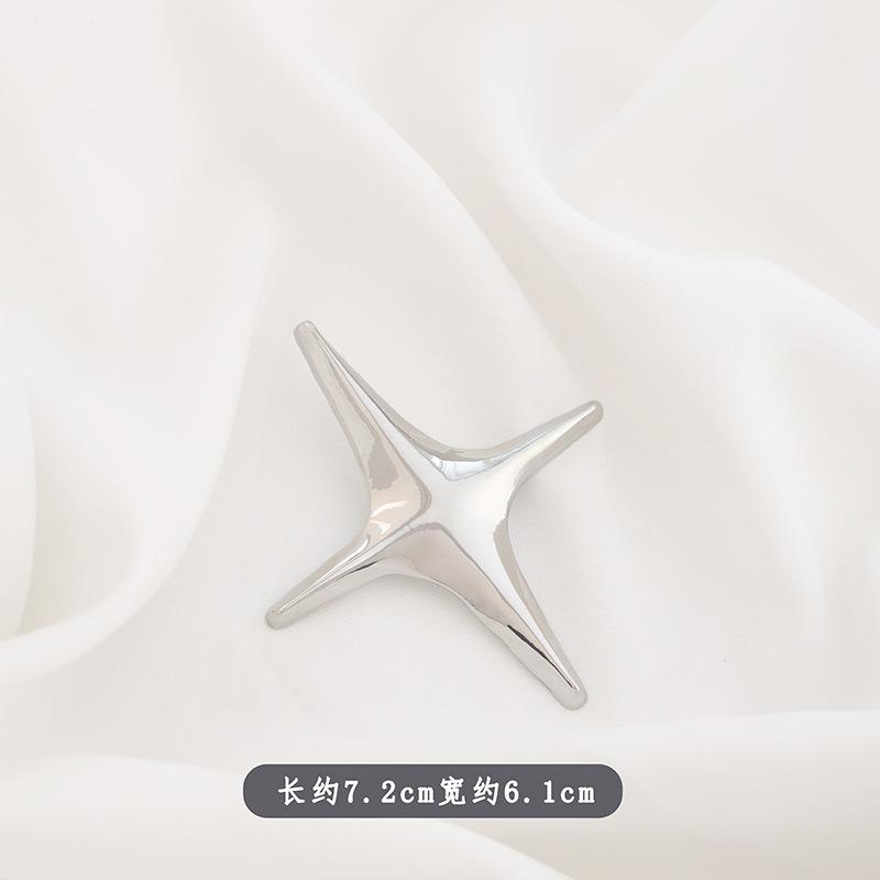 

Европейский и американский ретро-стиль крест-звезда брошь высококачественный металлический костюм ниша булавка простой темперамент аксессуары украшение