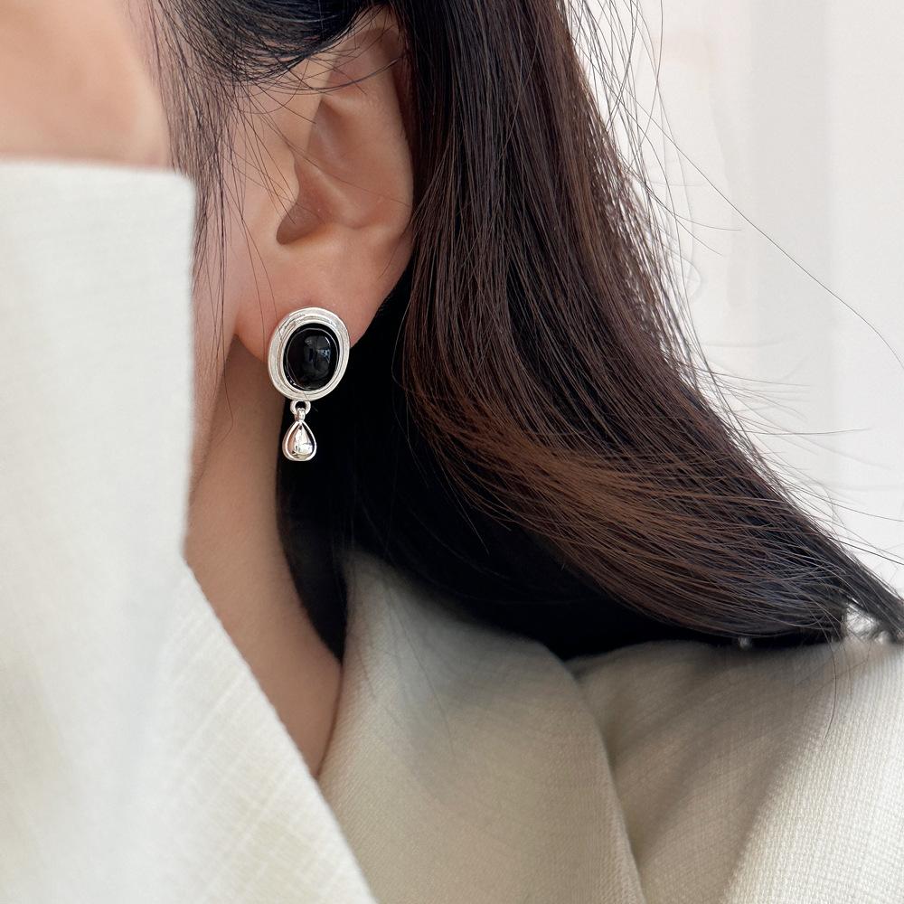 Punk Geometric Drop Big Stud Earrings For Women Rock Oval Black Stone Color Simple Ins Cool Party Jewelry Gift