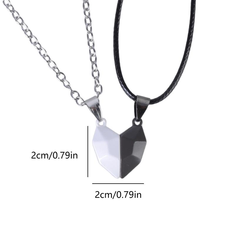 2pcs Fashion Minimalist Lovers Matching Pendant Necklace Love Heart Pendant Necklace Gifts for Boyfriend Girlfriend
