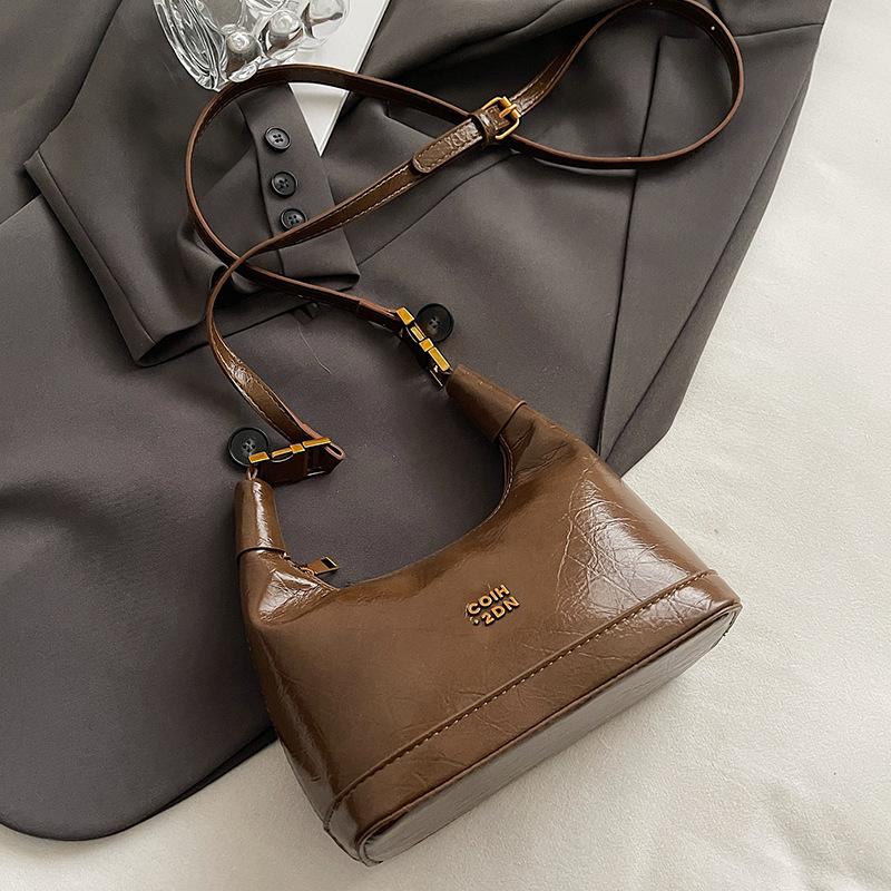Trend Retro Style Maillard Hand Carrying Dumpling Bag Versatile Foreign Style Commuting Oil Wax Leather Texture Messenger Women's Bag