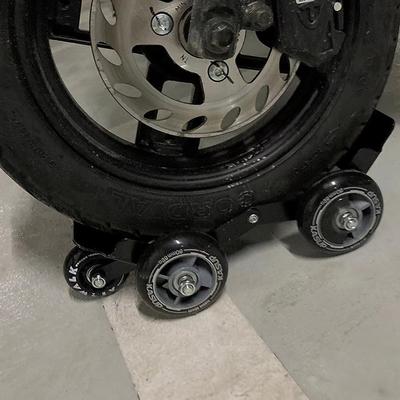 Motorcycle TractorElectric Vehicle TractorBattery Tricycle BoosterMotorcycle Flat Tire MagicFlat Tire Self-HelpShiftMoving CarMo