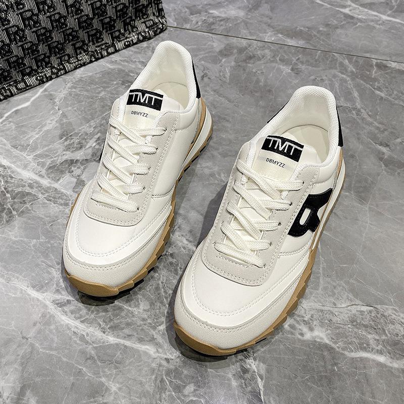 2025 spring and autumn new Korean version ins female students platform heightening sports board shoes casual street shooting sports shoes