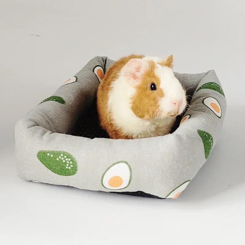 

Summer Small Pet Cooling Mat - Rattan Mat with Cute Print, Cool Nest for Puppy/Kitten/Guinea Pig/Hamster/Chinchilla Quadrate авокадо