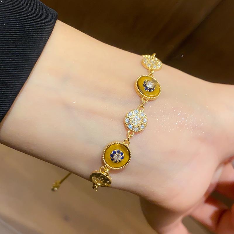 Korean Style Zircon Mother-of-Pearl Round Center Bracelet - Light Luxury Vintage Y2K Versatile Jewelry