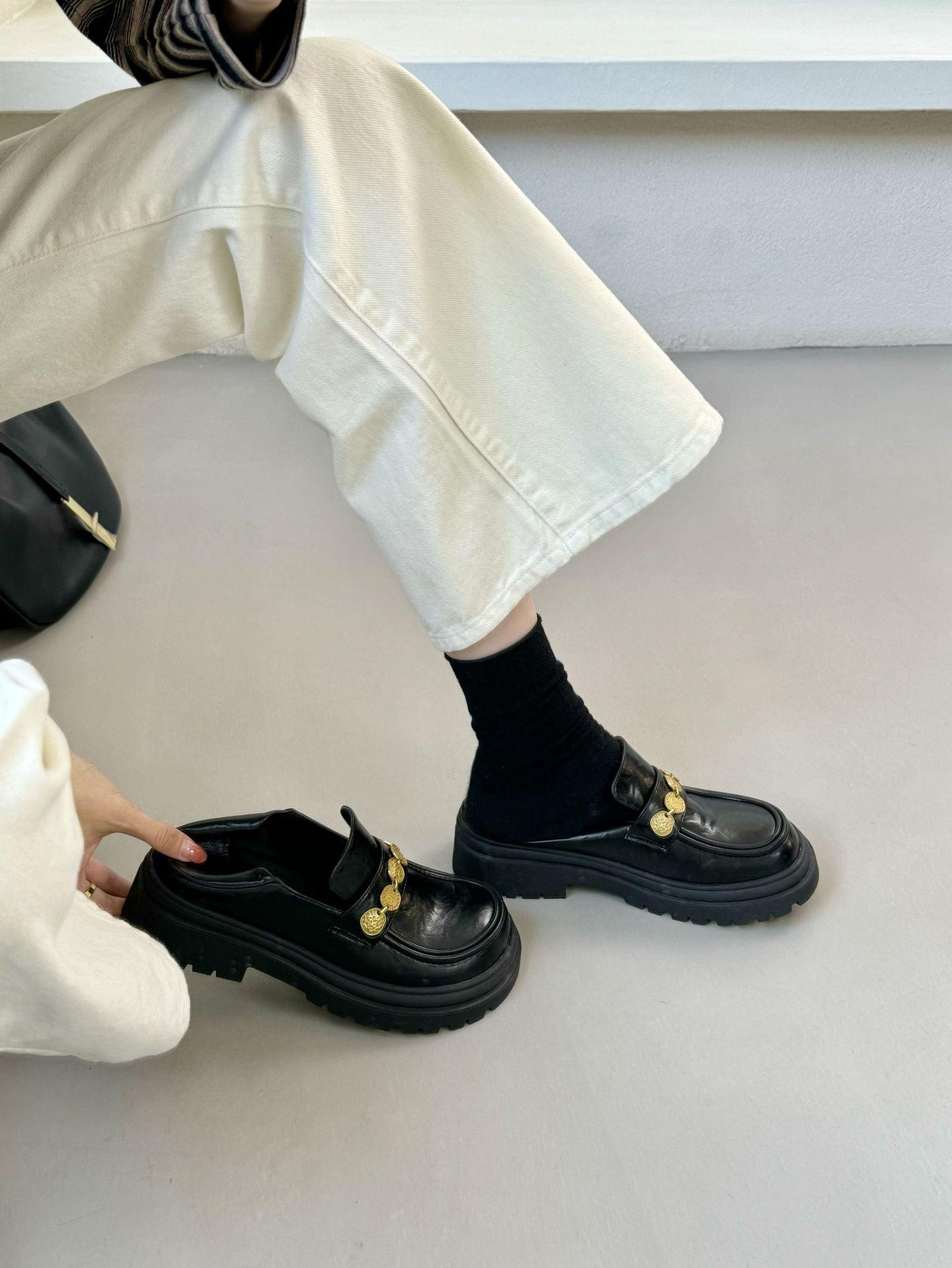 

Spring new loafers women s small gold coins with retro British style small leather shoes women s versatile women s shoes 35