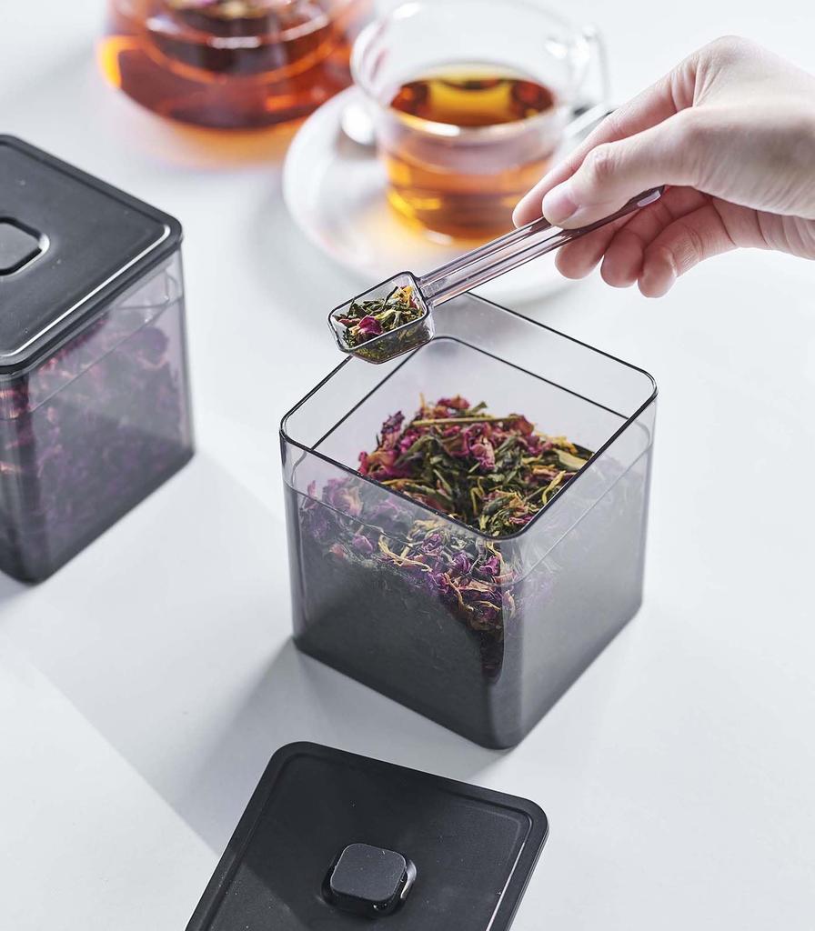 Yamazaki Airtight Storage Container with Spoon and X X Tower Square for Tea 5466 (Yamazaki Industries) Valve, Black, Approx. W9.2 D9.2 H10.2cm, Shape,