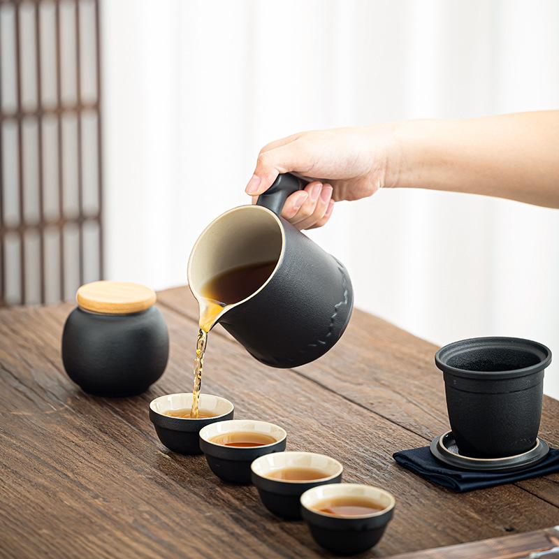 Portable travel tea set, small set, portable outdoor camping, express customer cup, one pot, four cups, teapot business gift.