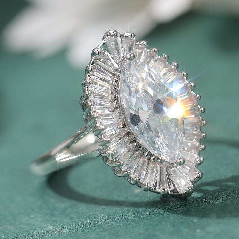 Fashion Sparkling Design Full Synthetic Zirconia Eye Shaped Ring for Women's Elegant Classic Banquet Wedding Engagement Jewelry