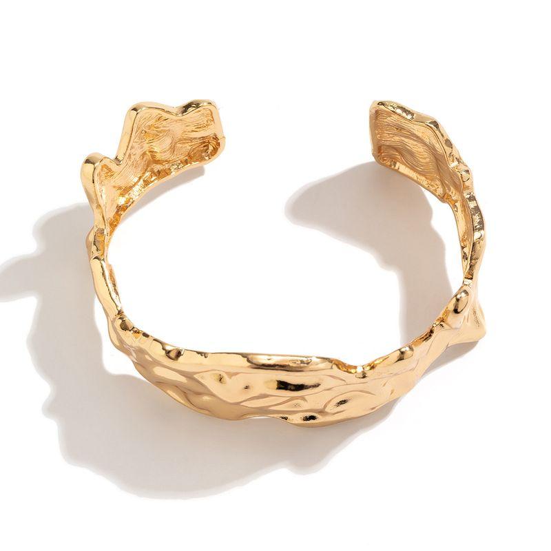 

Special-Shaped Asymmetrical Metal Bracelet Female Fashion New Arrival Special-Interest Design Stylish Photo Studio Photography Accessories Tide Gold