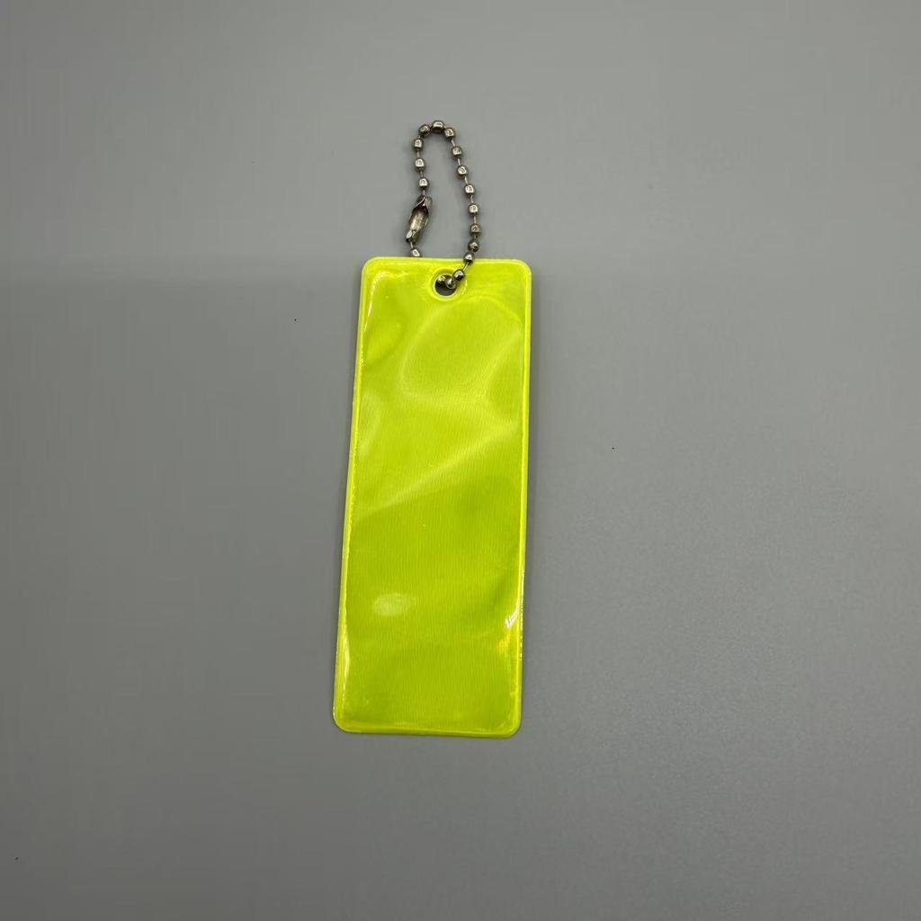 Reflective Star Chasing Keychain: 13 Color Streamer Pendant for Bicycles