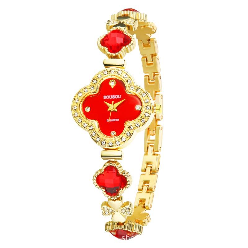 Fashionable temperament, light luxury, diamond studded bracelet, women's quartz watch, clover shaped wristwatch