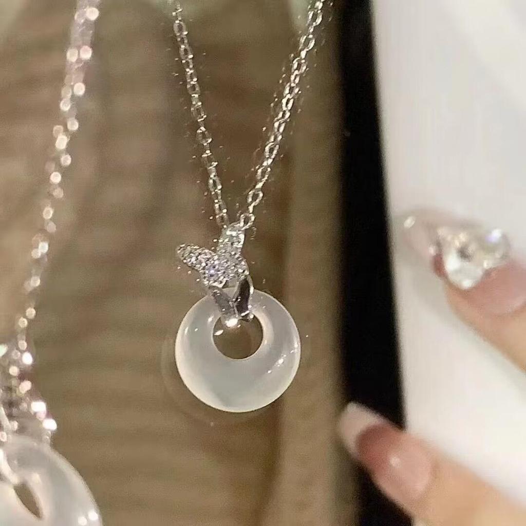 Charming Kitty Birthday Necklace: Sweet Pendant Chain, Perfect Gift for Women