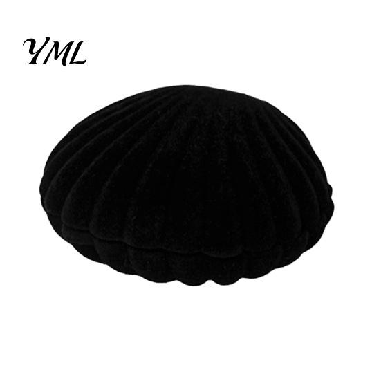 Wedding Gift Packaging Velvet Shell Jewelry Box, Portable Small Travel Organizer Case, Soft Pouch Flannel Storage Holder for Rings Earrings