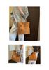 Korean-Style Canvas Tote: Large Capacity, Chic Summer Shoulder Bag for Women 2026