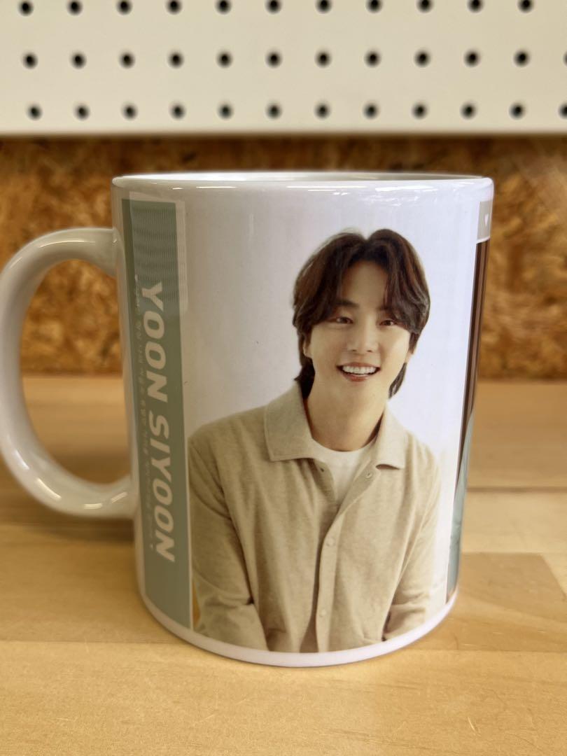 

[Б/У] Кружка Юн Шиюнь