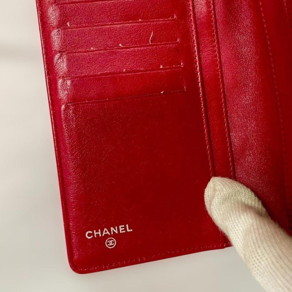 Used CHANEL Matelasse Long Wallet Red Enamel Coco Mark Bi-fold