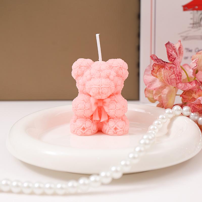 Handmade Rose Bear Scented Candle: Creative Valentine's Day or Girl's Birthday Gift, Perfect for Bedroom Decoration.