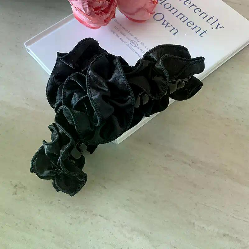 1pc Trendy Retro Pleats Hair Clip For Women Solid Color Ponytail Holder Claw Headwear Fashion Hair Accessories