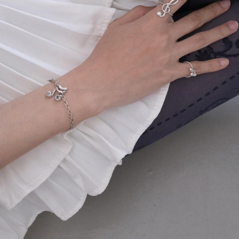 reinheart Star Clef ring