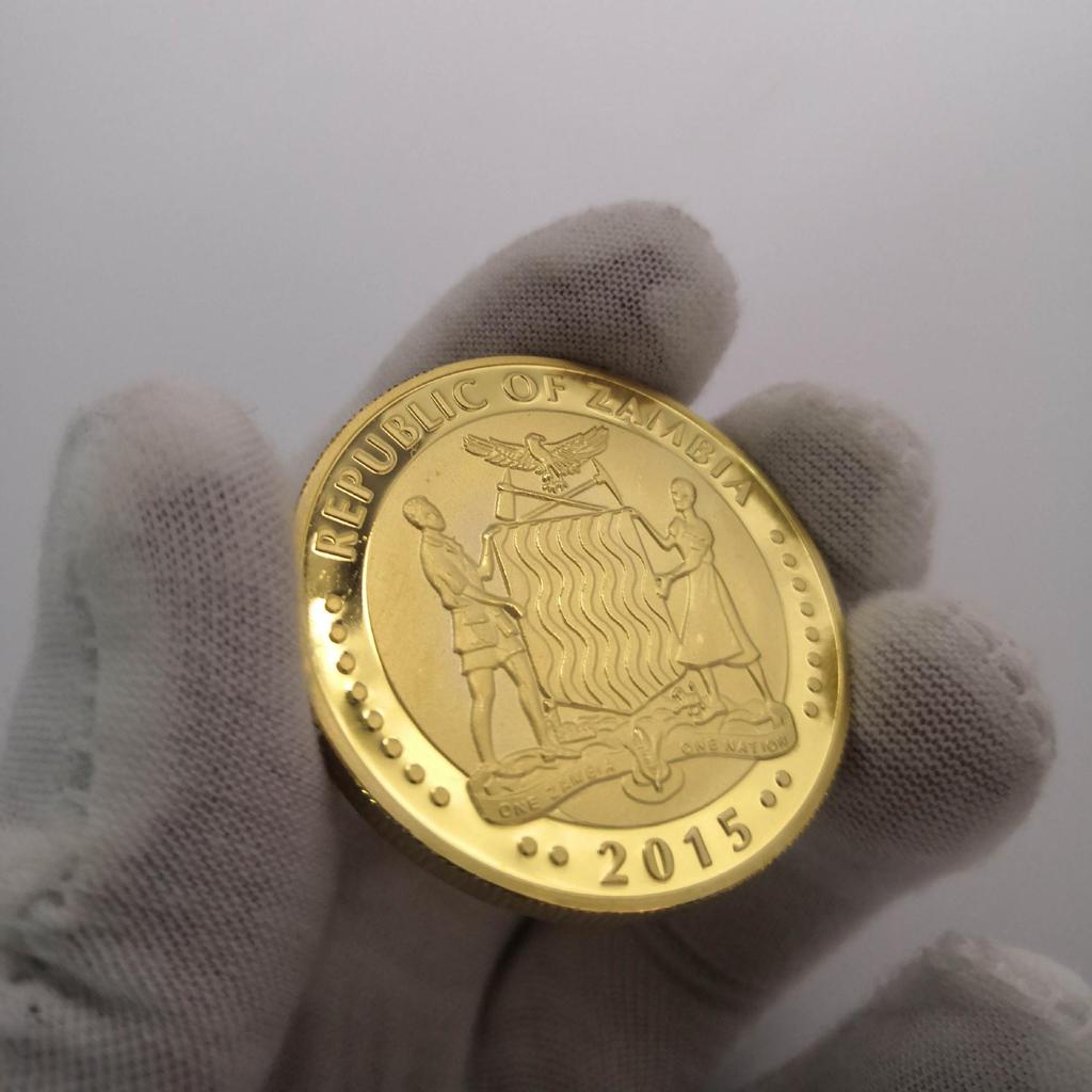 Zambia, Africa, Diamond encrusted Lion Gold Plated Commemorative Coin, Wildlife, African Lion Commemorative Coin, Coin