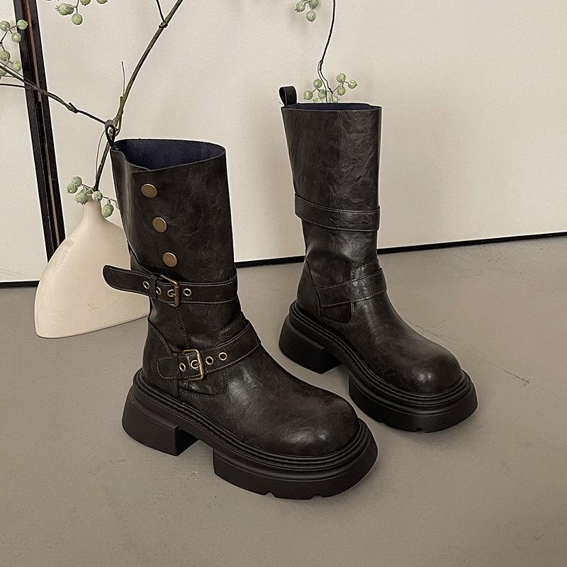 Retro British Style Rivet Martin Boots Women's 2025 New Autumn and Winter Popular Thin Suede Short Boots Women's Boots