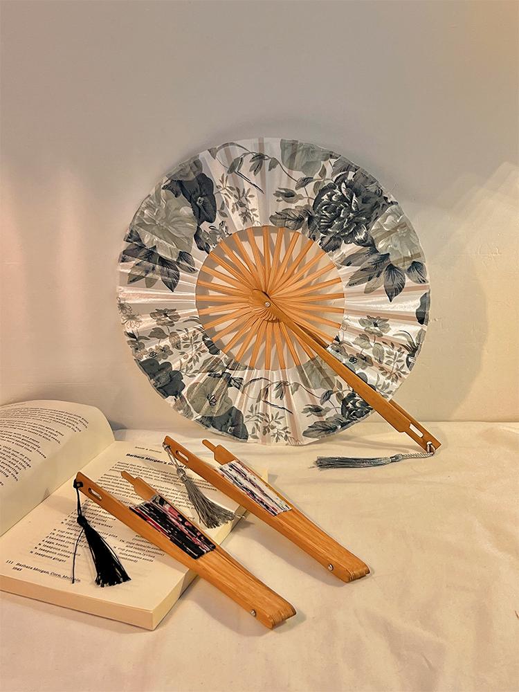 BEPAN Chinese-style Ink-wash Silk Folding Fan, Summer Ancient-style Fan, Portable Hand-cranked Bamboo Fan, National Style Decoration