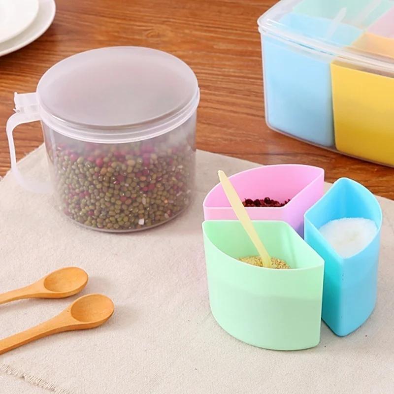 1PCS Plastic Divided Spice Box Kitchen Seasoning Jar Seasoning Box Creative Sugar Jar Salt Jar Kitchen Accessories