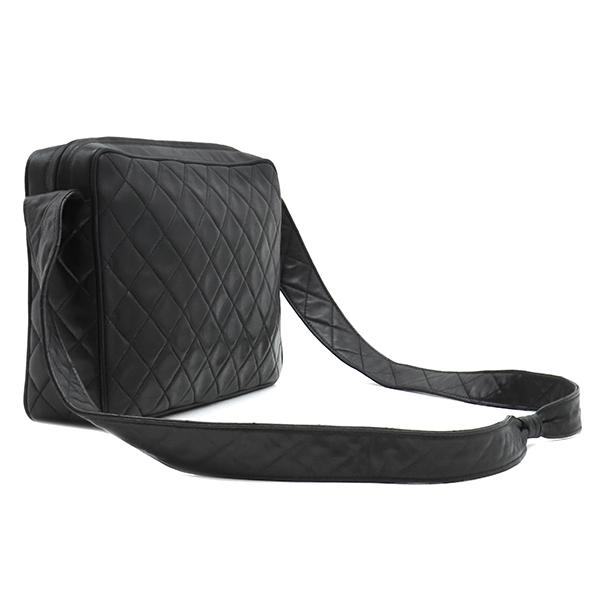 CHANEL - Matrasse camera bagShoulder Bag lambskin Array